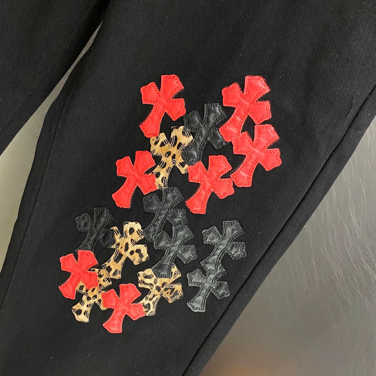 145 Chrome hearts ！！！ CH bo 1 B 136 37W ， ， ！！ Premium ，1.9W ， ， ， ， Canvas， ， ， B 01Classic ， ， ， Authentic YKK Retro Canvas Color： Size：M L XL XXL XXXL